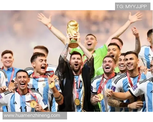 梅西领衔阿根廷荣耀时刻 足球传奇壁纸尽显英雄风采