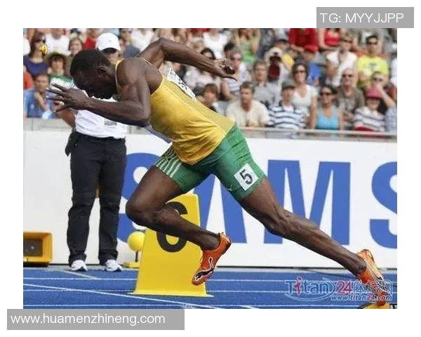 足球星交叉步技巧解析与实战应用提升运动员技术水平的训练方法